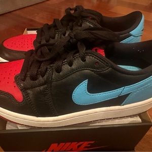 Women’s air Jordan 1 retro low - EUC